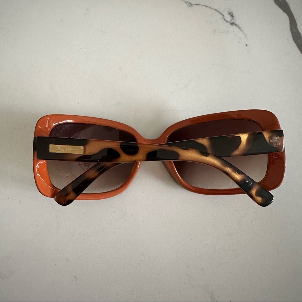 Women’s Nine West Sunglasses - Picture 3 of 4